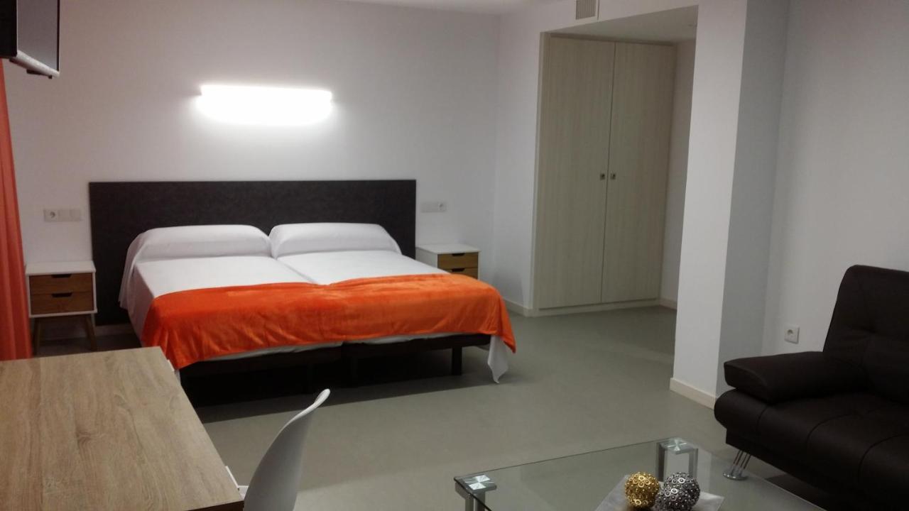 Epsilon Alcaniz Hotel Dış mekan fotoğraf